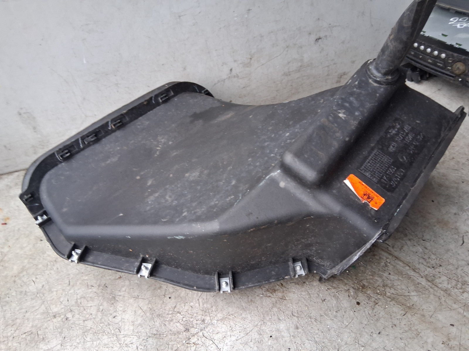 2021 FORD TRANSIT 350 MK8 AIR INTAKE GUIDE DUCT PIPE BK3118713