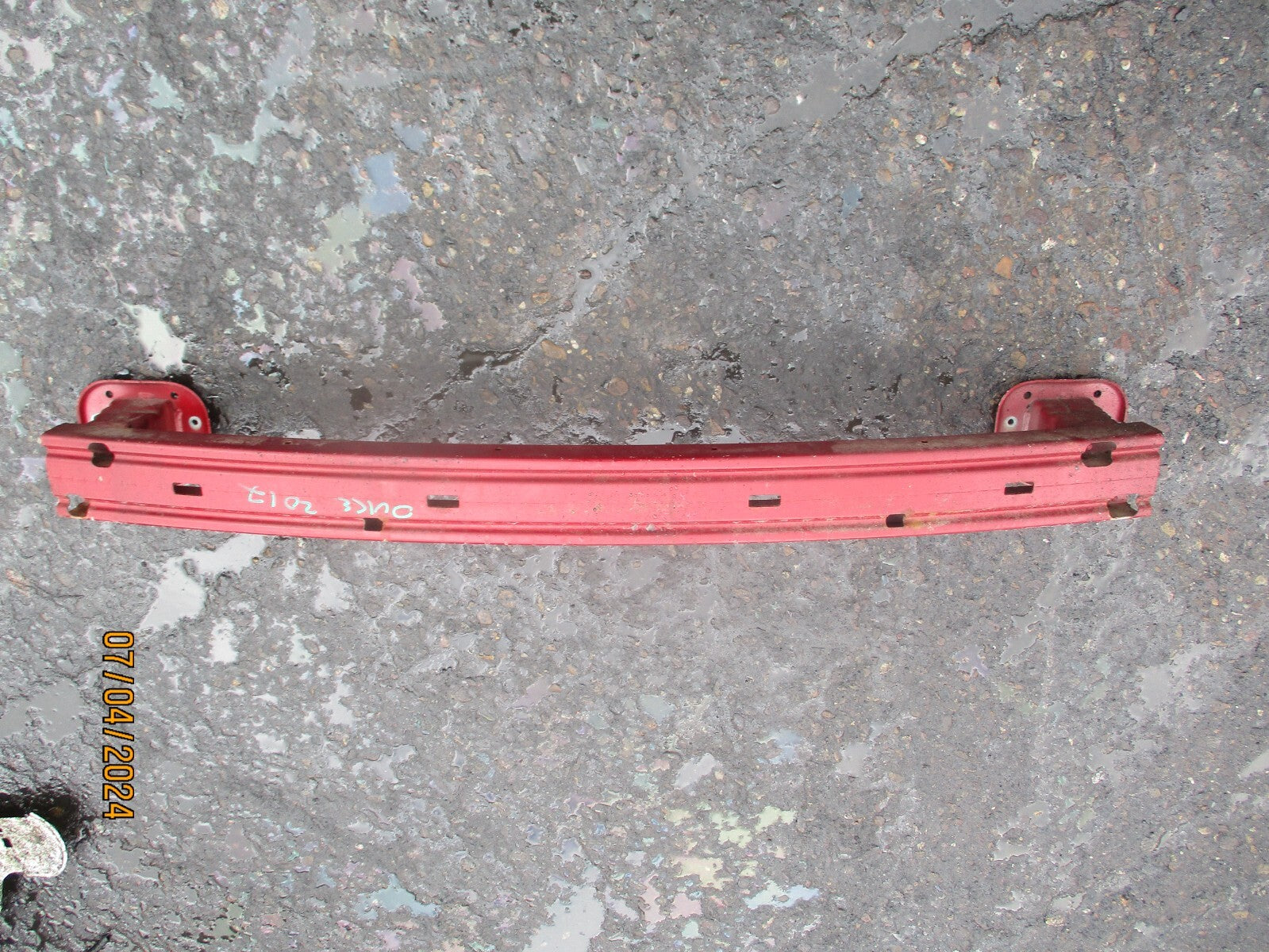 NISSAN JUKE MK1 2017 REAR BUMPER REINFORCEMENT CRASH BAR RED