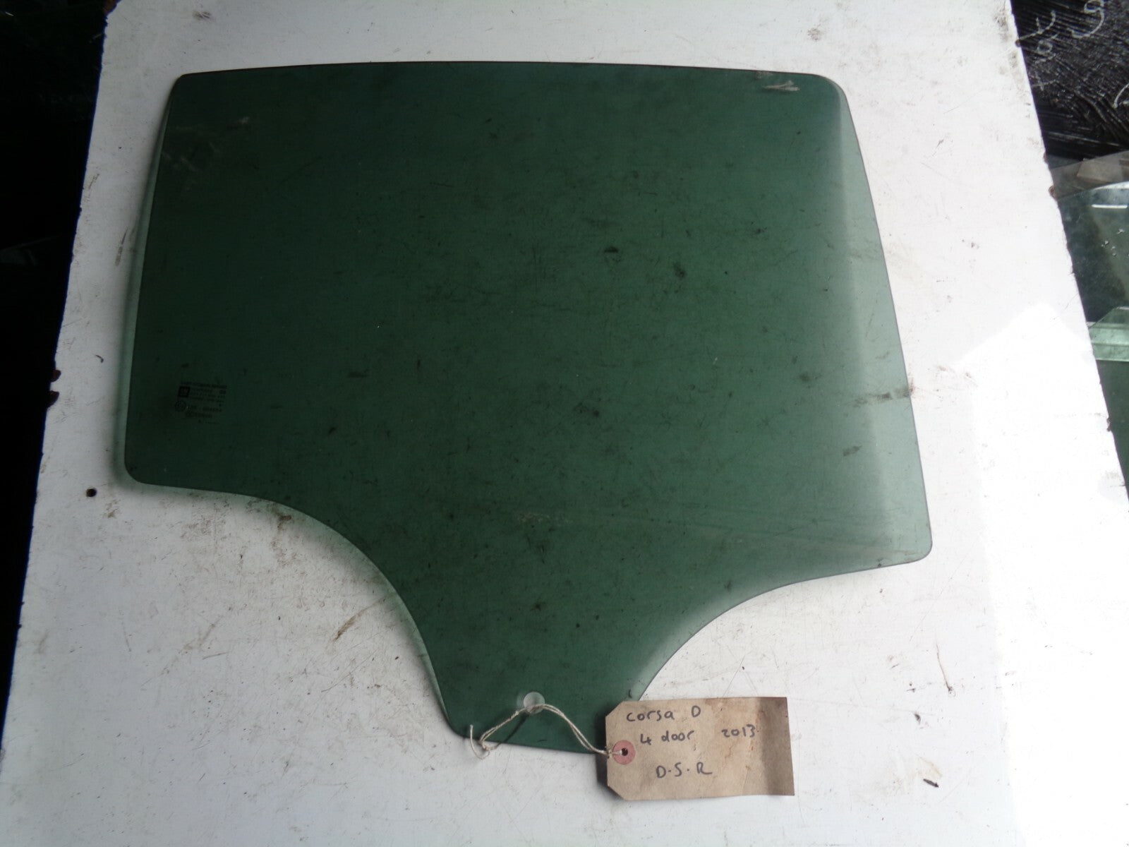 VAUXHALL CORSA D 2013 OSR DRIVER SIDE REAR DOOR WINDOW GLASS