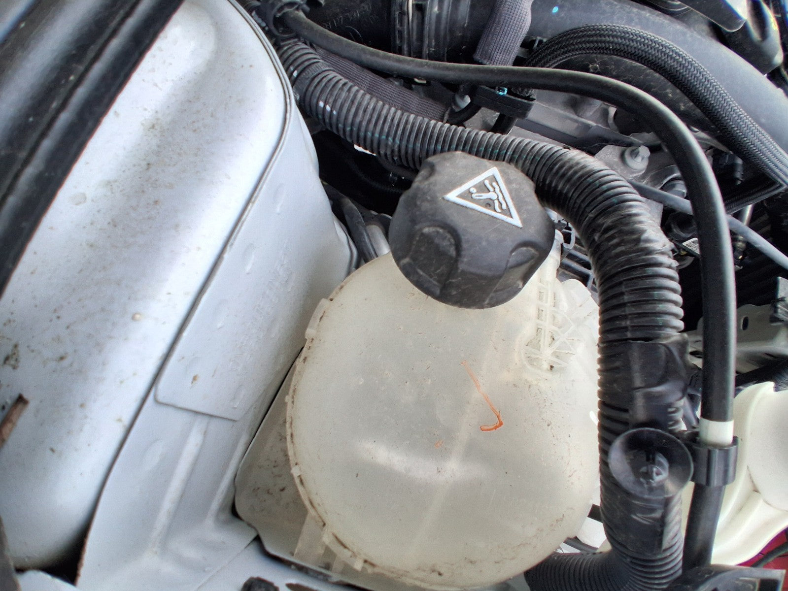 PEUGEOT 208 MK2 2025 COOLANT WATER OVERFLOW EXPANSION TANK