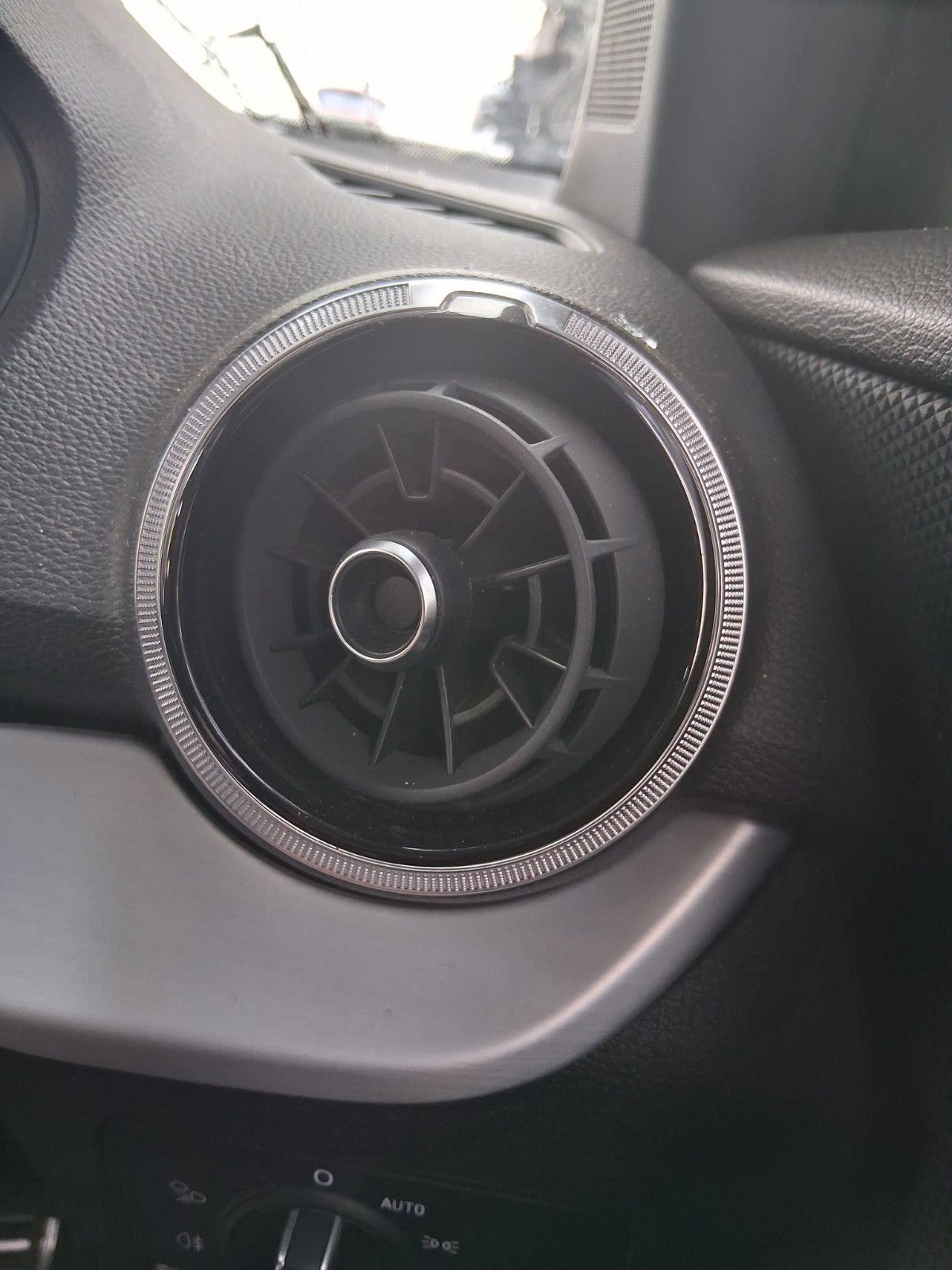 2021 AUDI Q2 MK1 FACELIFT OSF DRIVER SIDE FRONT RIGHT AIR VENT