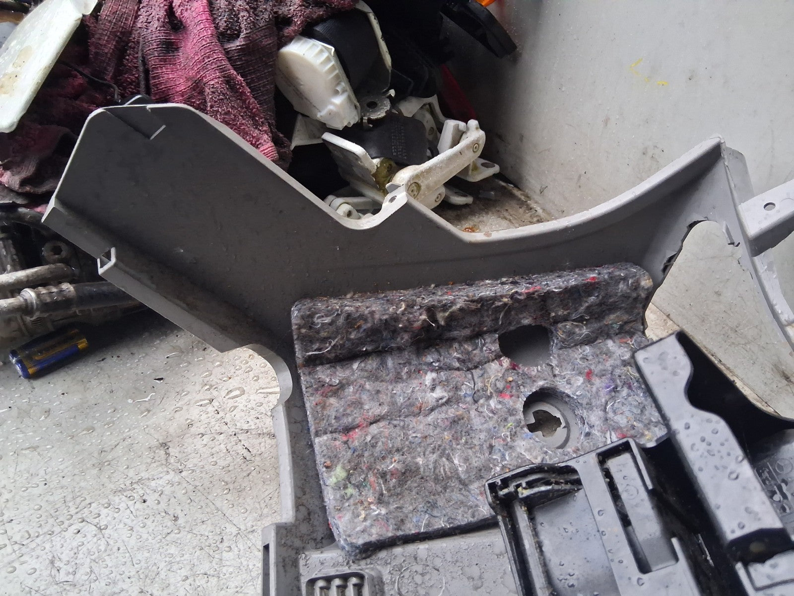 2016 MERCEDES SPRINTER MK2 W906 FRONT POWER SOCKET TRIM PANEL