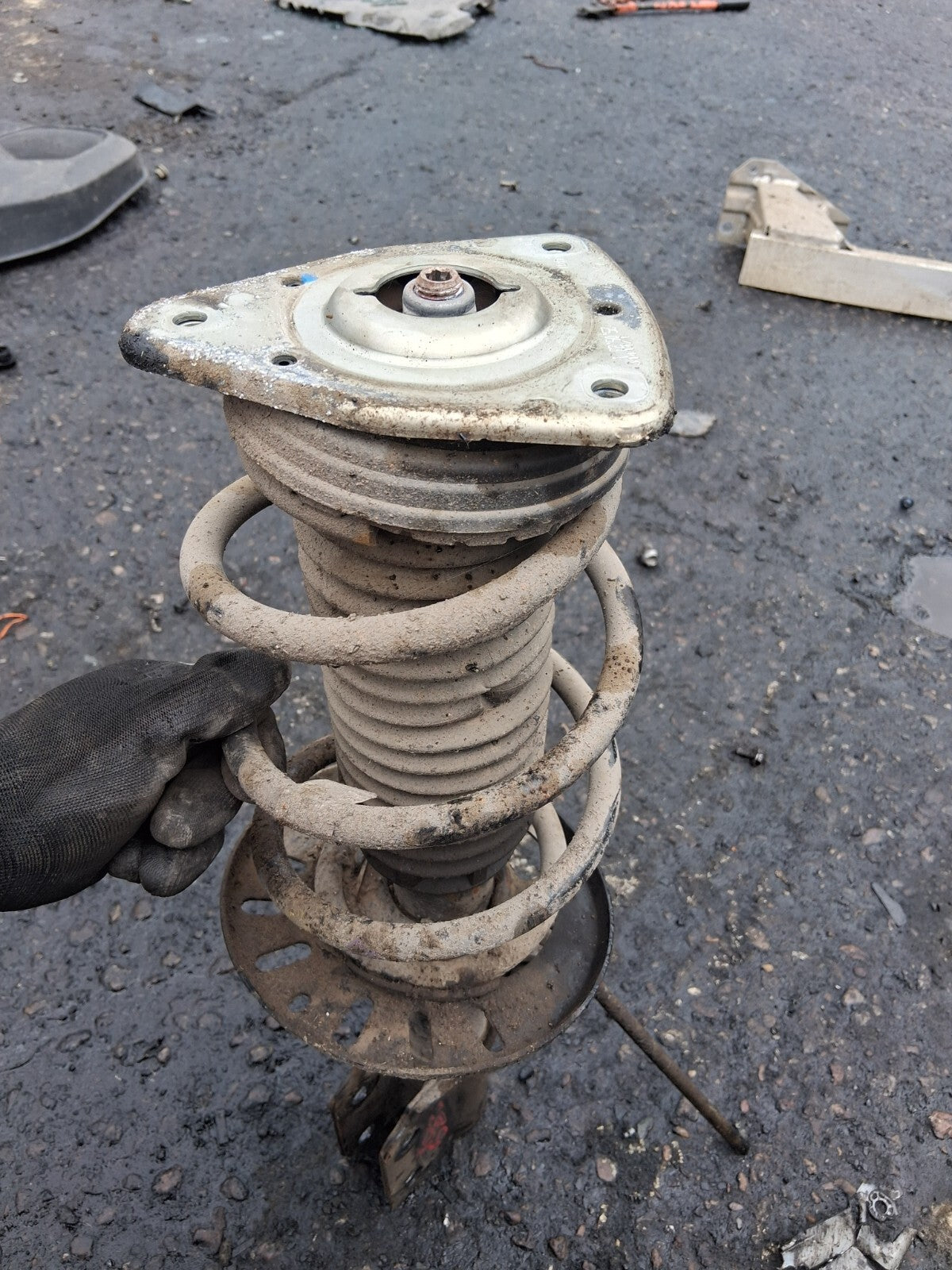 2023 CITROEN BERLINGO MK3 K9 1.5 DIESEL OS DRIVER SIDE SHOCK ABSORBER 9852218480
