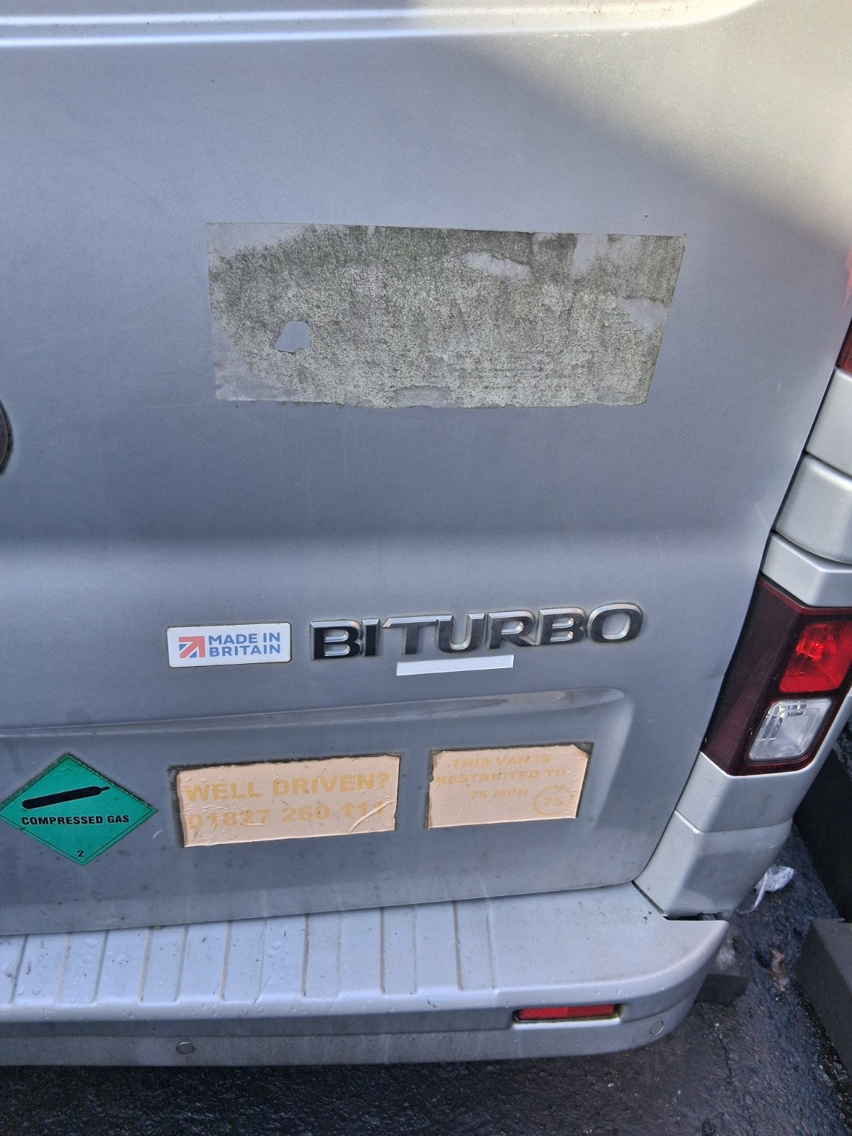 2017 VAUXHALL VIVARO MK2 OSR DRIVER SIDE REAR RIGHT COMPLETE DOOR SILVER L193