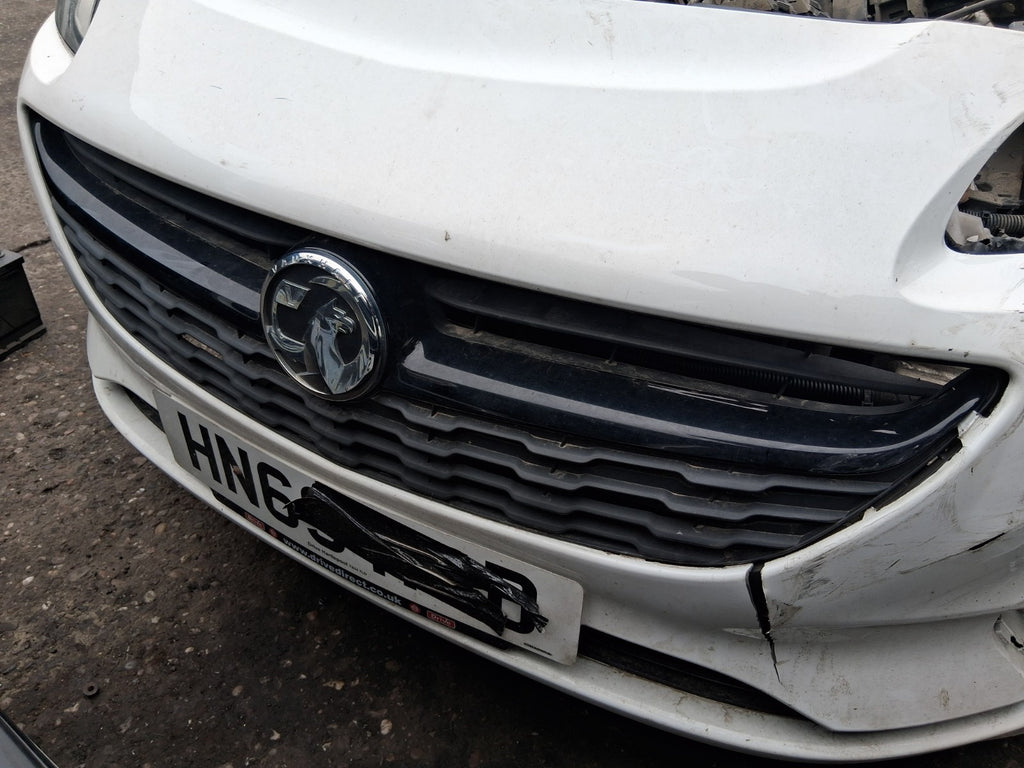 VAUXHALL CORSA E 2019 FRONT BUMPER RADIATOR GRILL BADGE BLACK
