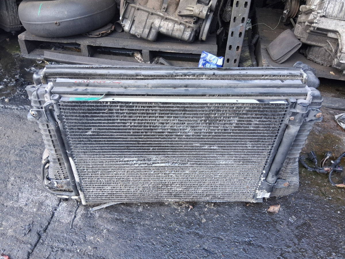 SEAT LEON MK2 2009 CUPRA 2.0 PETROL RADIATOR RADPACK 1K0820411