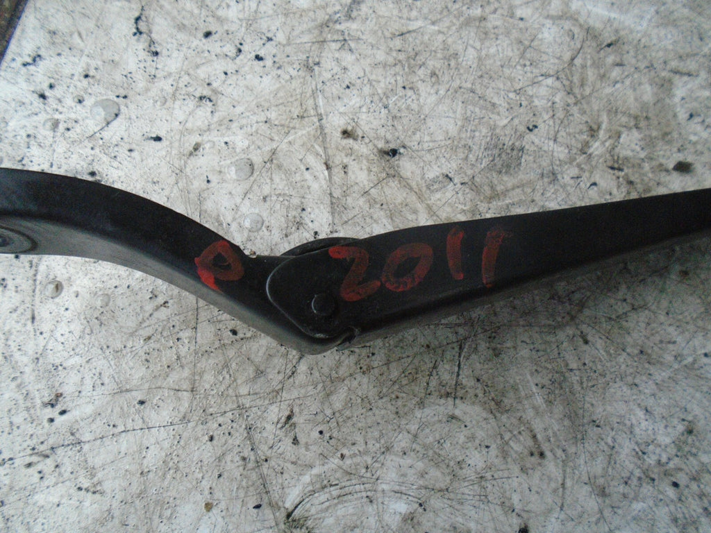 RENAULT TWINGO FRONT WINDSCREEN WIPER ARM 288806547