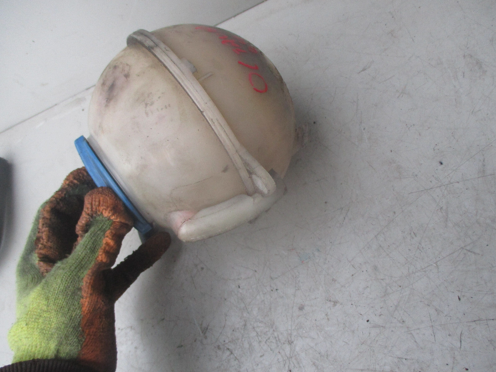 SKODA OCTAVIA 2004 COOLANT EXPANSION BOTTLE TANK