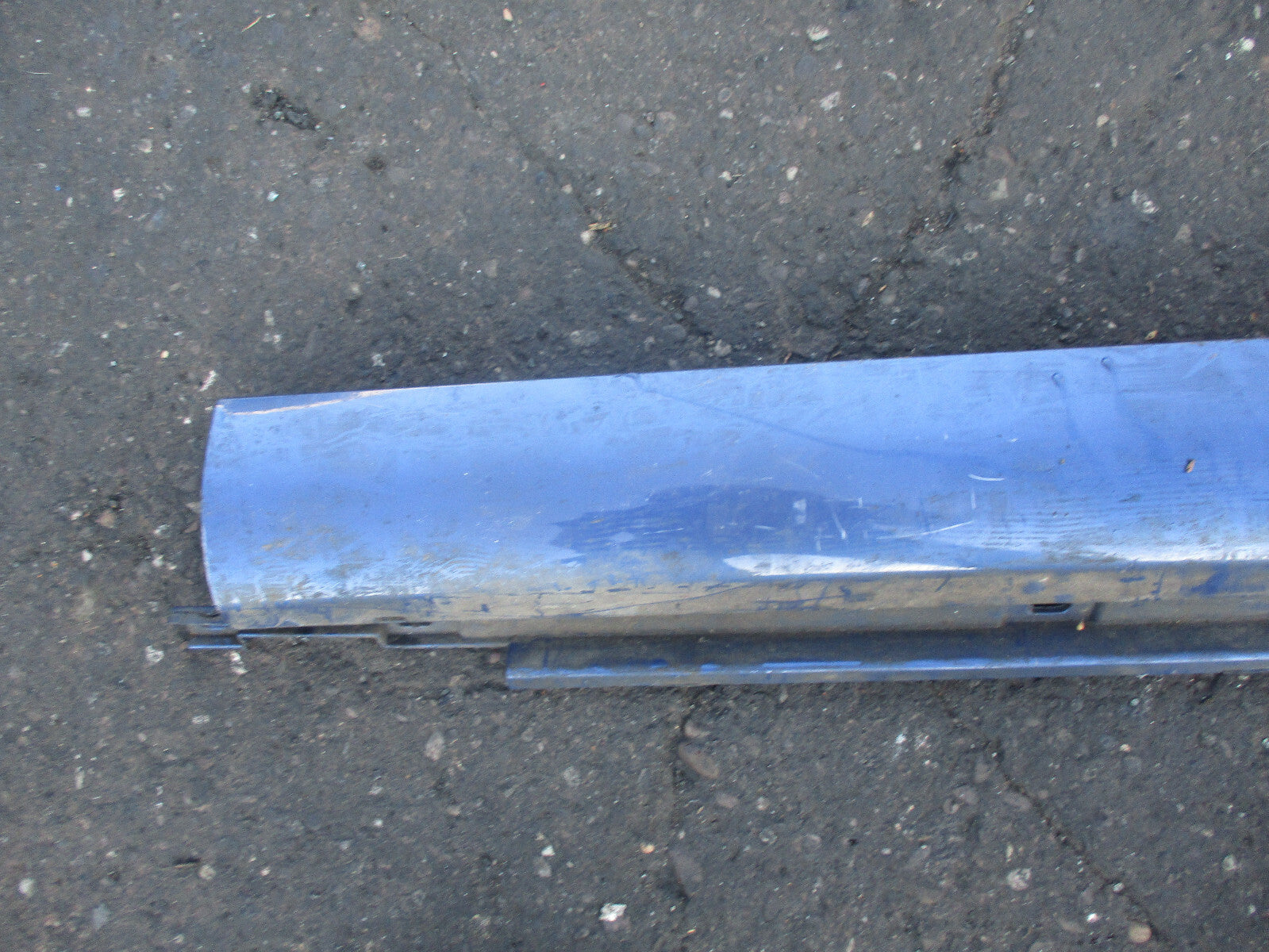 AUDI A4 B7 CONVERTIBLE CABRIOLET NS PASSENGER SIDE LEFT SIDE SKIRT BLUE