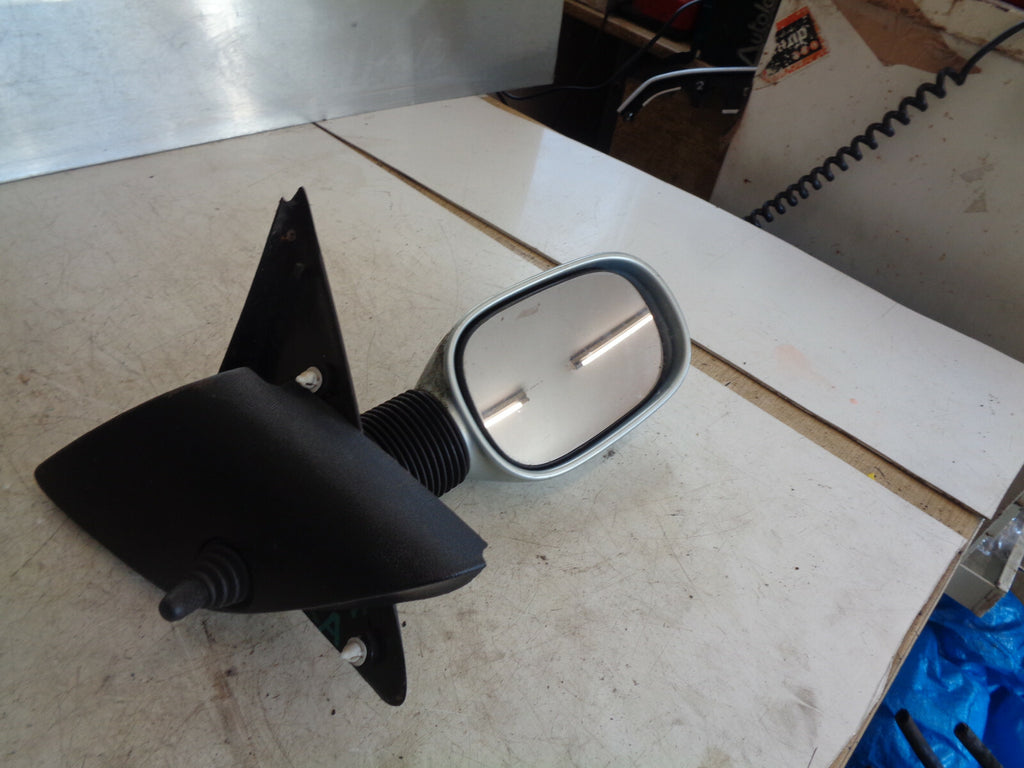 FORD KA MK1 2004 OS DRIVER SIDE MANUAL WING MIRROR