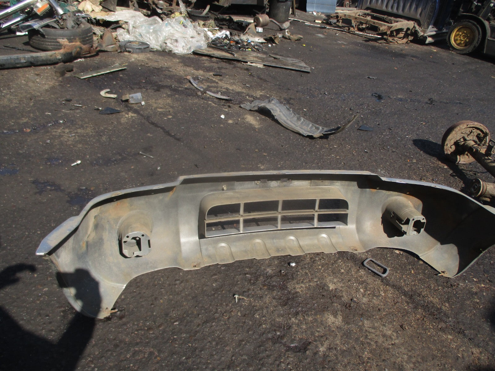 2002 NISSAN NAVARA D22 COMPLETE FRONT BUMPER SILVER