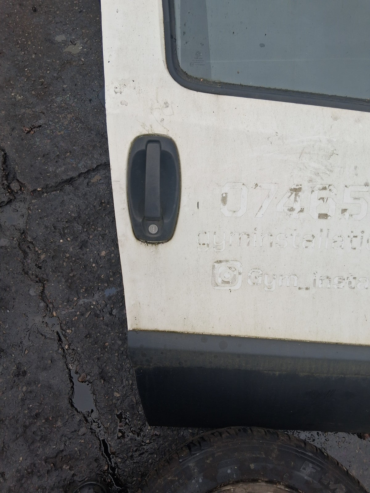 2013 FIAT DOBLO MK2 OSF DRIVER SIDE FRONT RIGHT COMPLETE DOOR WITH WING MIRROR