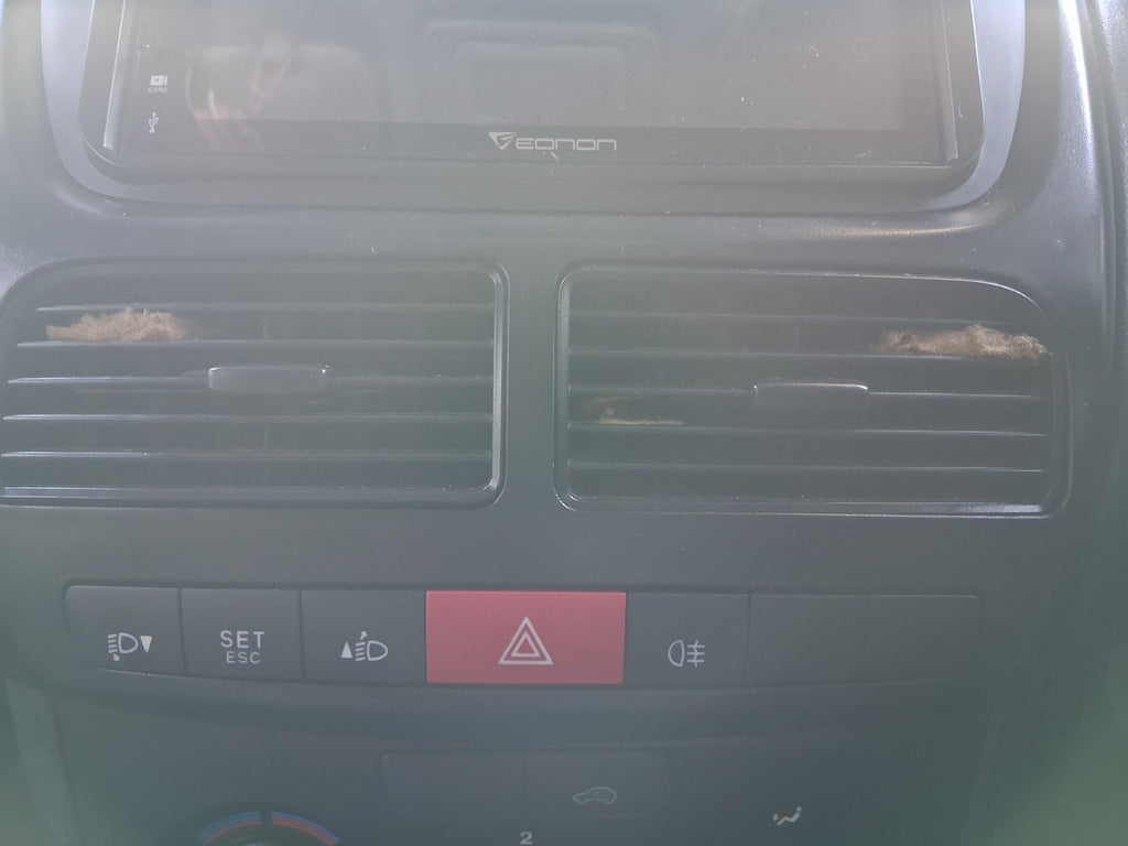2015 VAUXHALL COMBO D FRONT DASHBOARD CENTER BOTH AIR VENTS