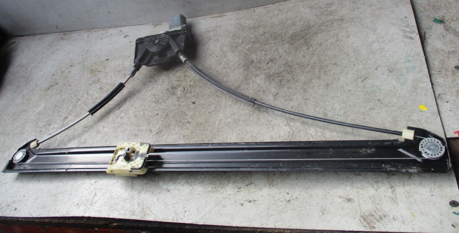 2022 VW VOLKSWAGEN CRAFTER NSF PASSENGERS SIDE FRONT WINDOW MOTOR REGULATOR