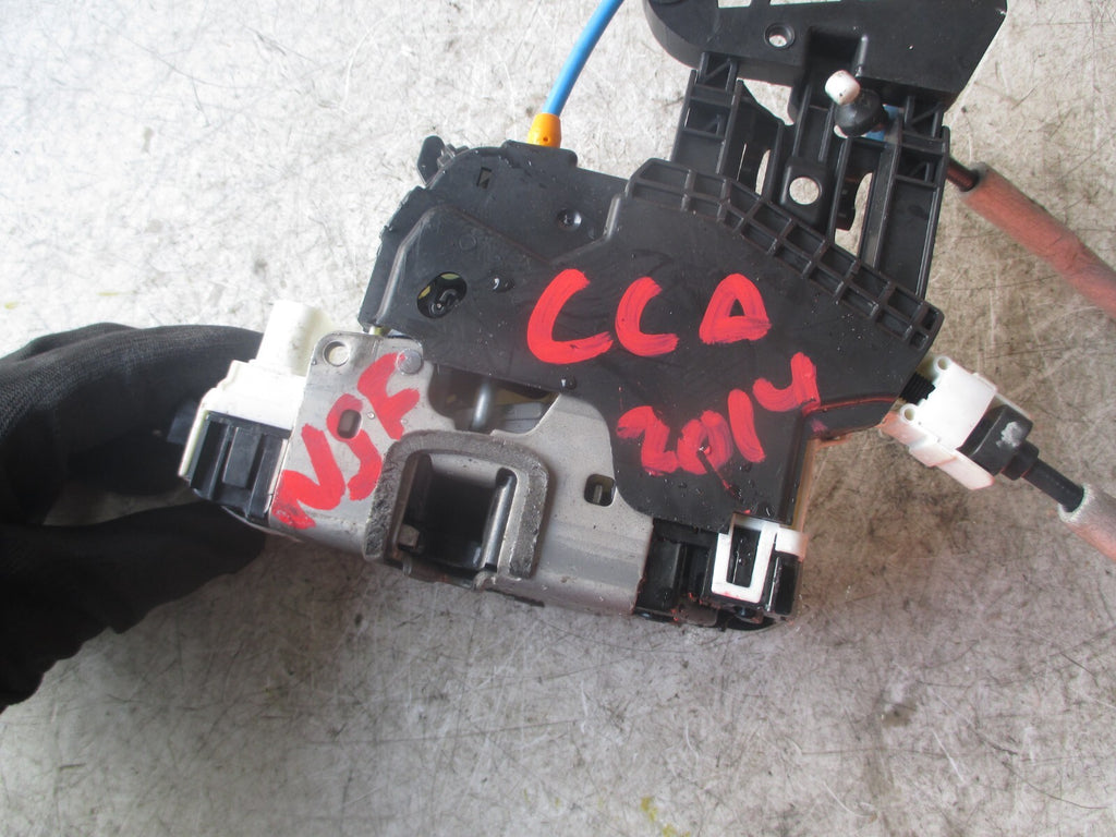 MERCEDES BENZ CLA C117 2014 NSF PASSENGER FRONT DOOR LOCK A2040085899