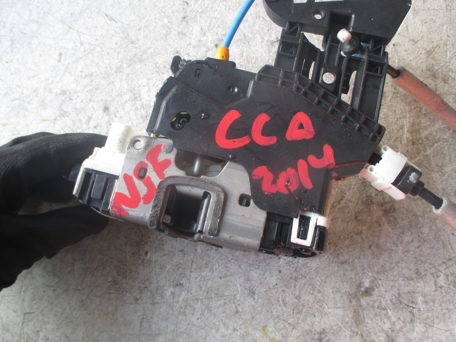 MERCEDES BENZ CLA C117 2014 NSF PASSENGER FRONT DOOR LOCK A2040085899