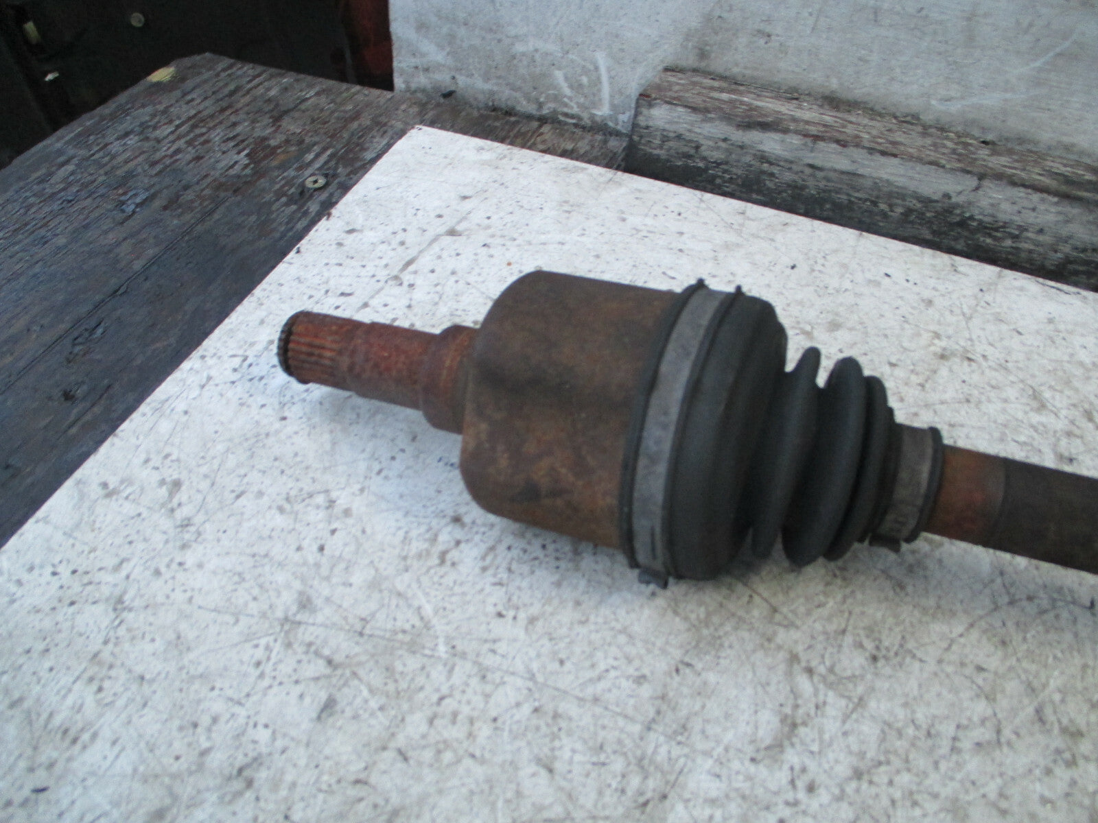 FORD MONDEO MK4 2013 2.0 DIESEL NSF PASSENGER SIDE DRIVESHAFT 6G913B37BF