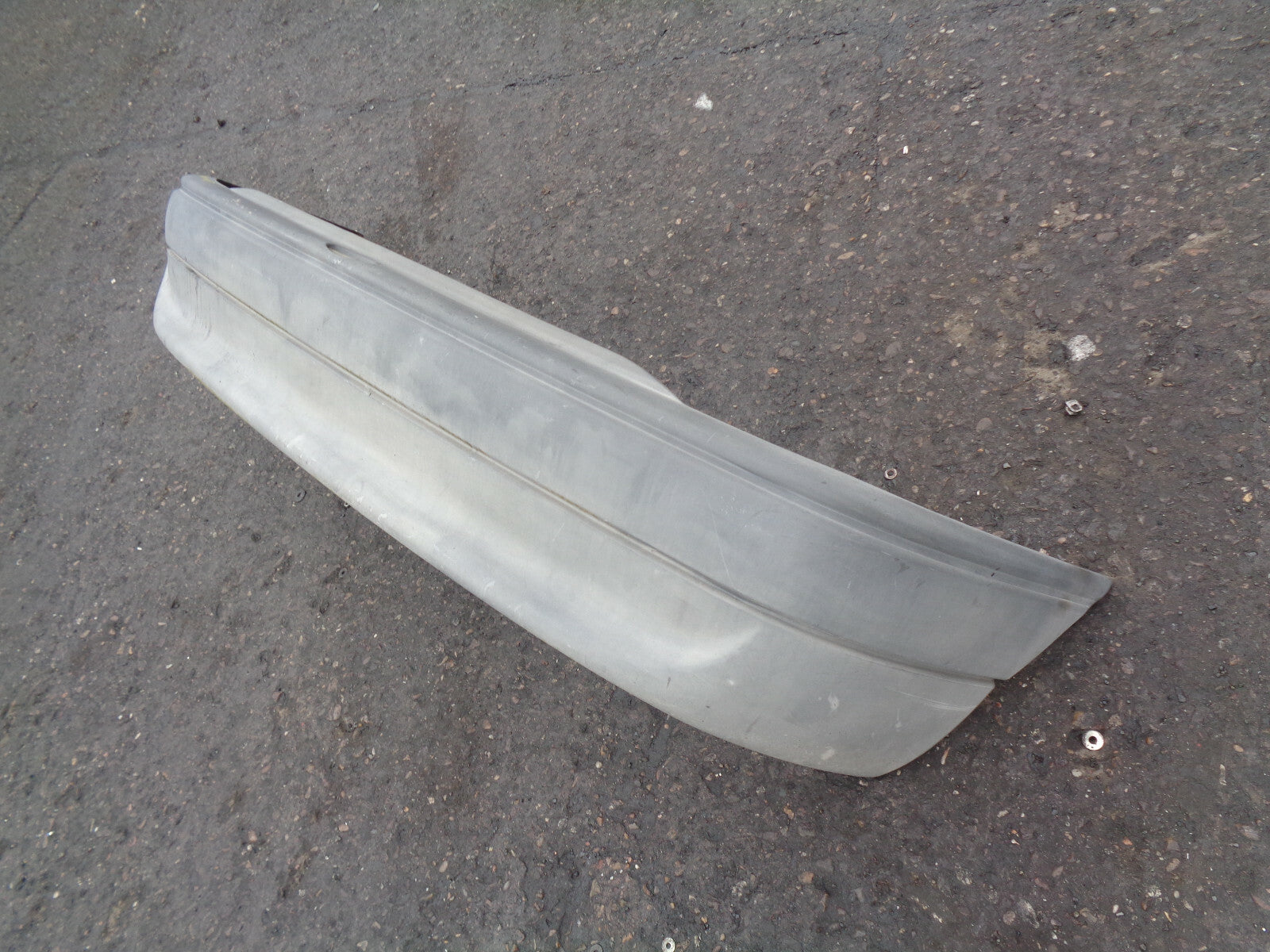 VAUXHALL ASTRA F MK3 1996 REAR COMPLETE BUMPER PLASTIC