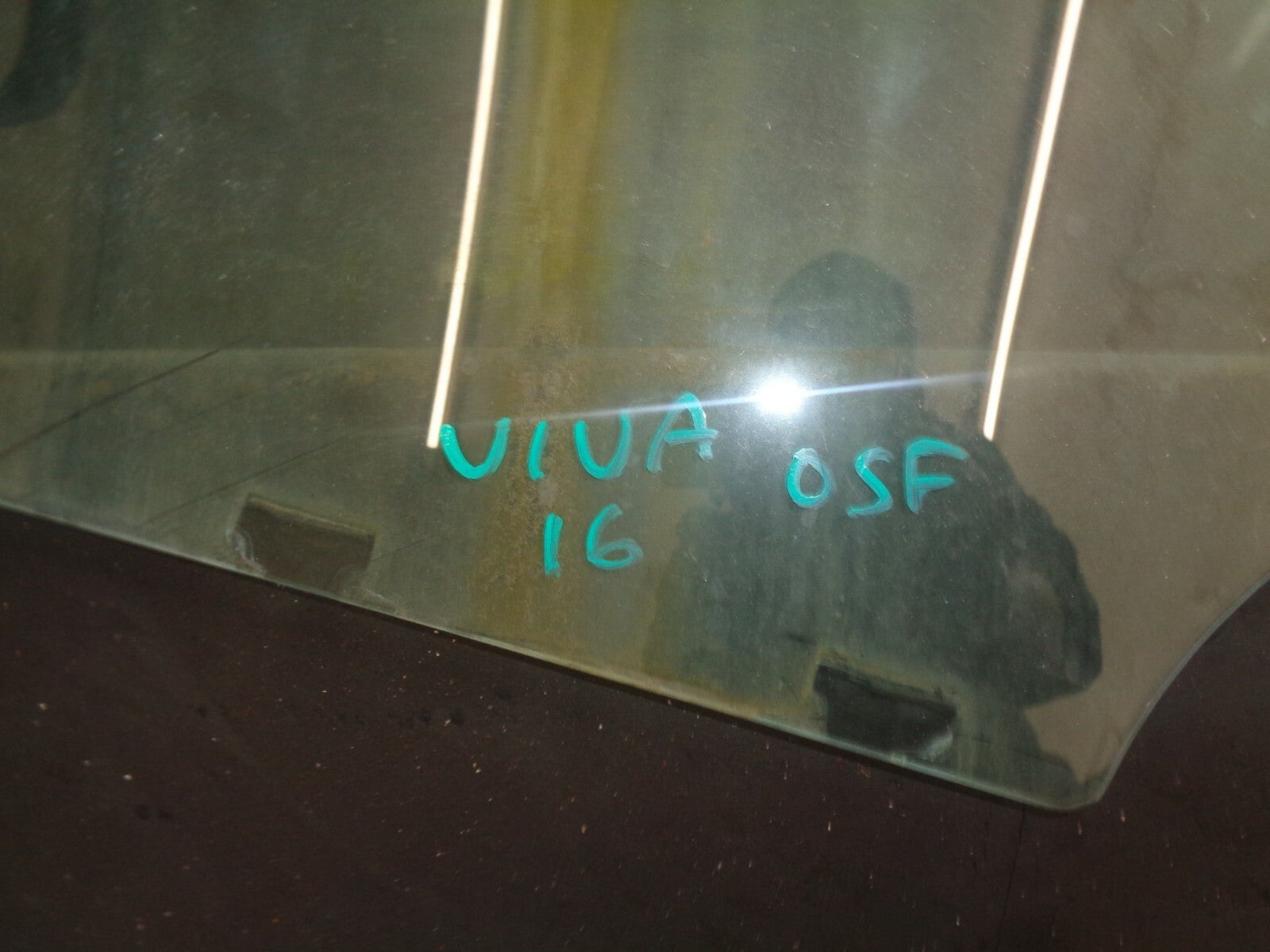 VAUXHALL VIVA 2016 OSF DRIVER SIDE FRONT DOOR WINDOW GLASS