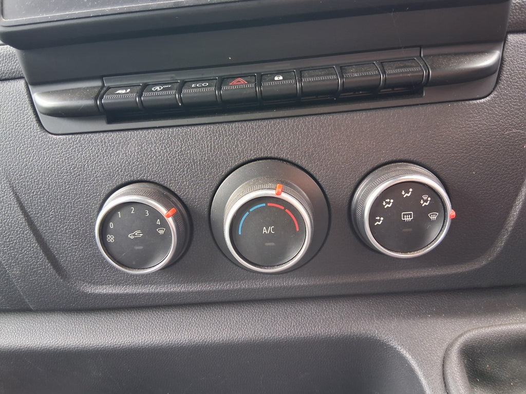2021 NISSAN NV400 MK1 AC HEATER CLIMATE CONTROL SWITCH PANEL