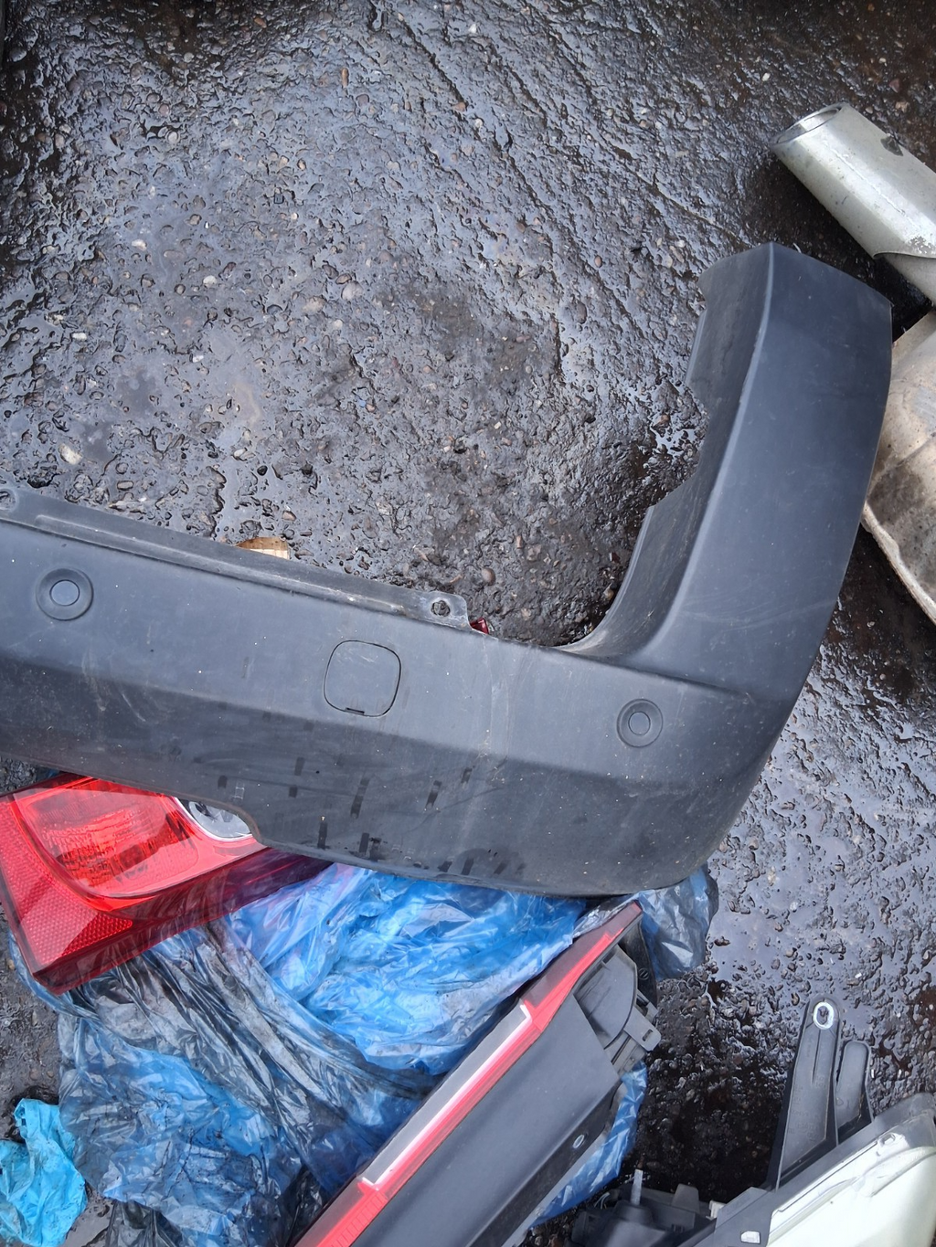 2016 FIAT FIORINO COMPLETE REAR BUMPER BLACK