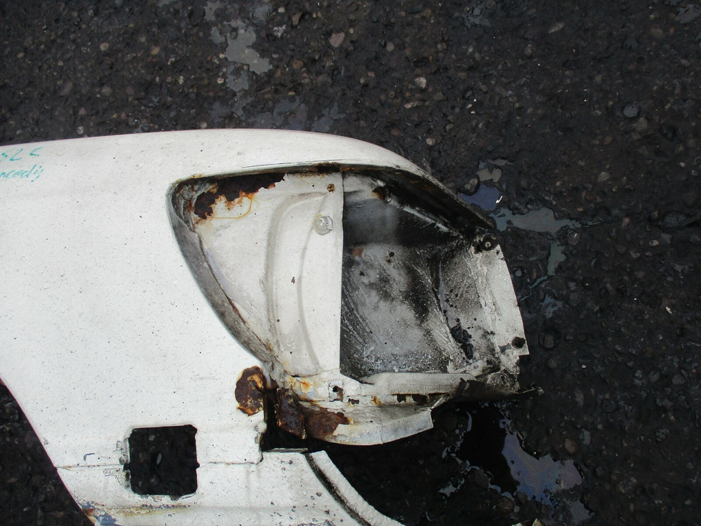 MERCEDES SLC CLASS C107 OS DRIVER SIDE WING PANEL CREAM