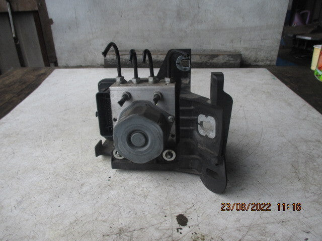 VAUXHALL CORSA E 2017 1.4 PETROL ABS PUMP 39084530