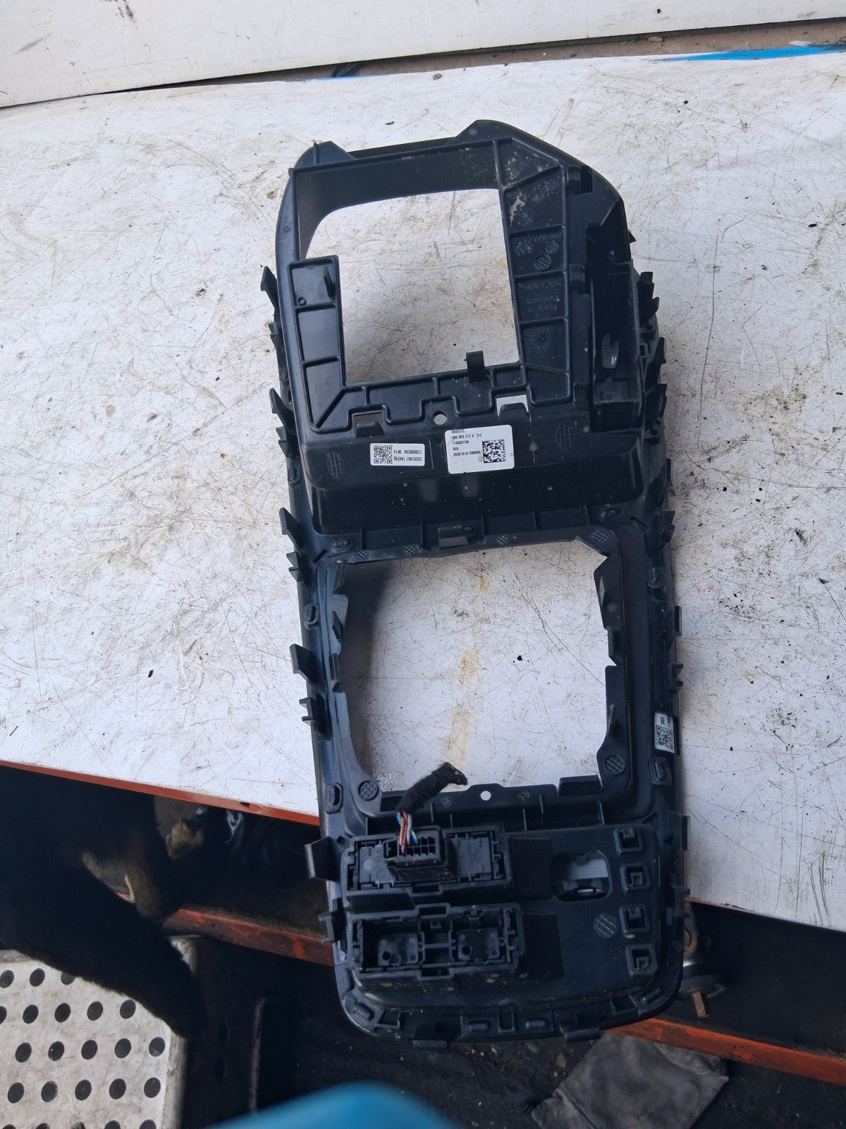 2021 SKODA SCALA GEARSTICK SURROUND TRIM PANEL 656863212A