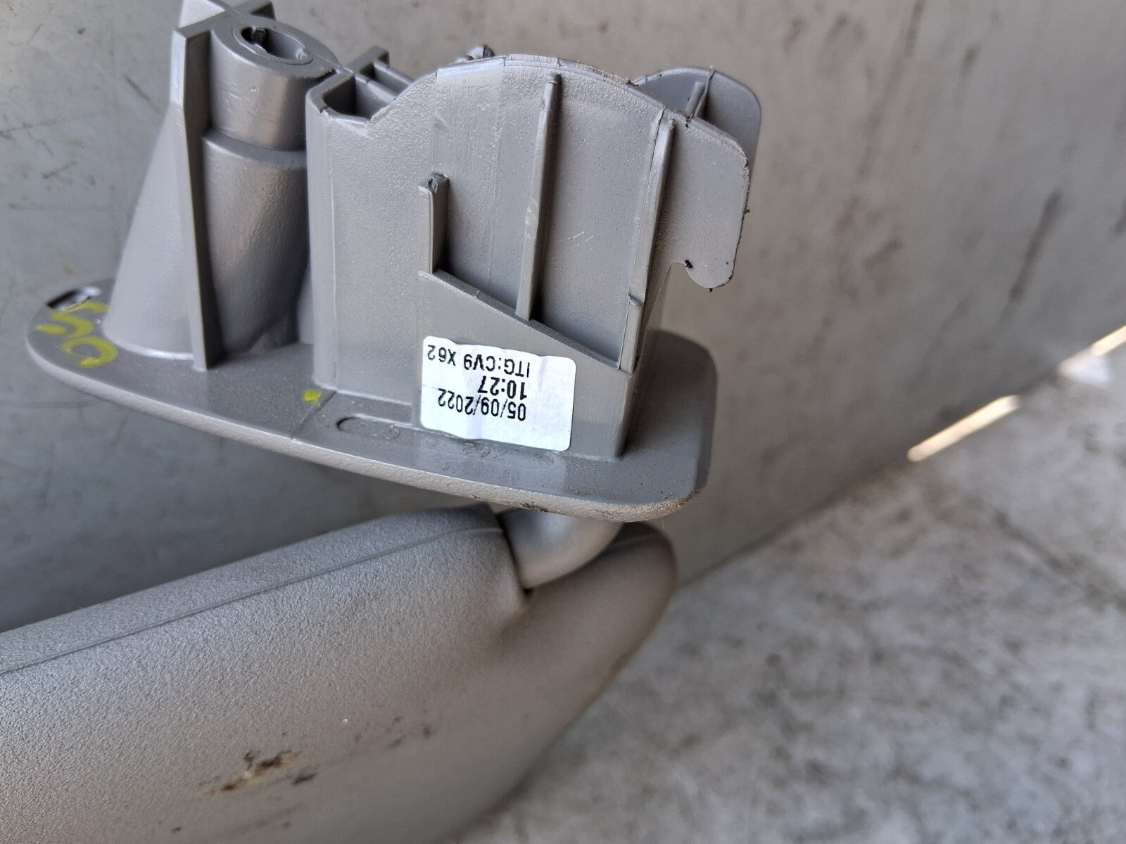 2023 RENAULT MASTER MK3 OSF DRIVER SIDE FRONT RIGHT SUNVISOR