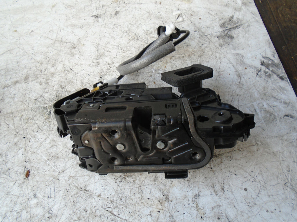 SKODA OCTAVIA MK3 2018 OSF DRIVER SIDE FRONT DOOR LOCK MECHNAISM 5TC837016