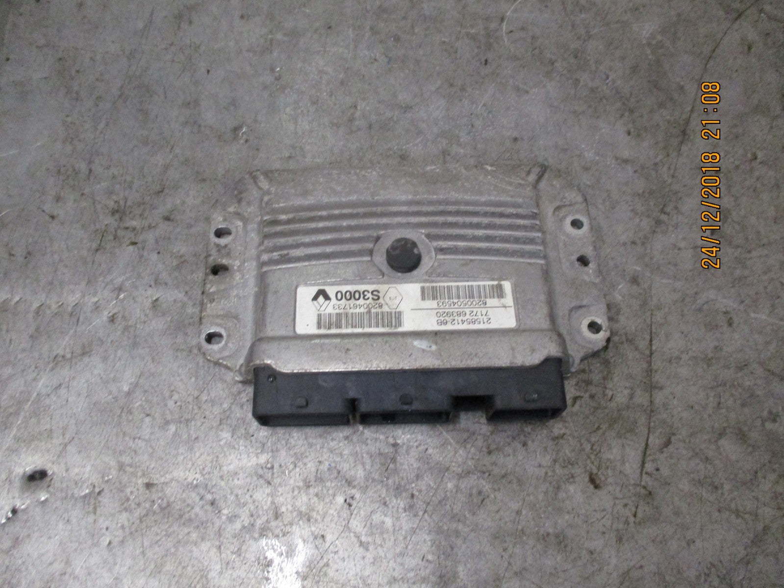 RENAULT CLIO MK3 1.4 ENGINE CONTROL UNIT ECU 8200504593
