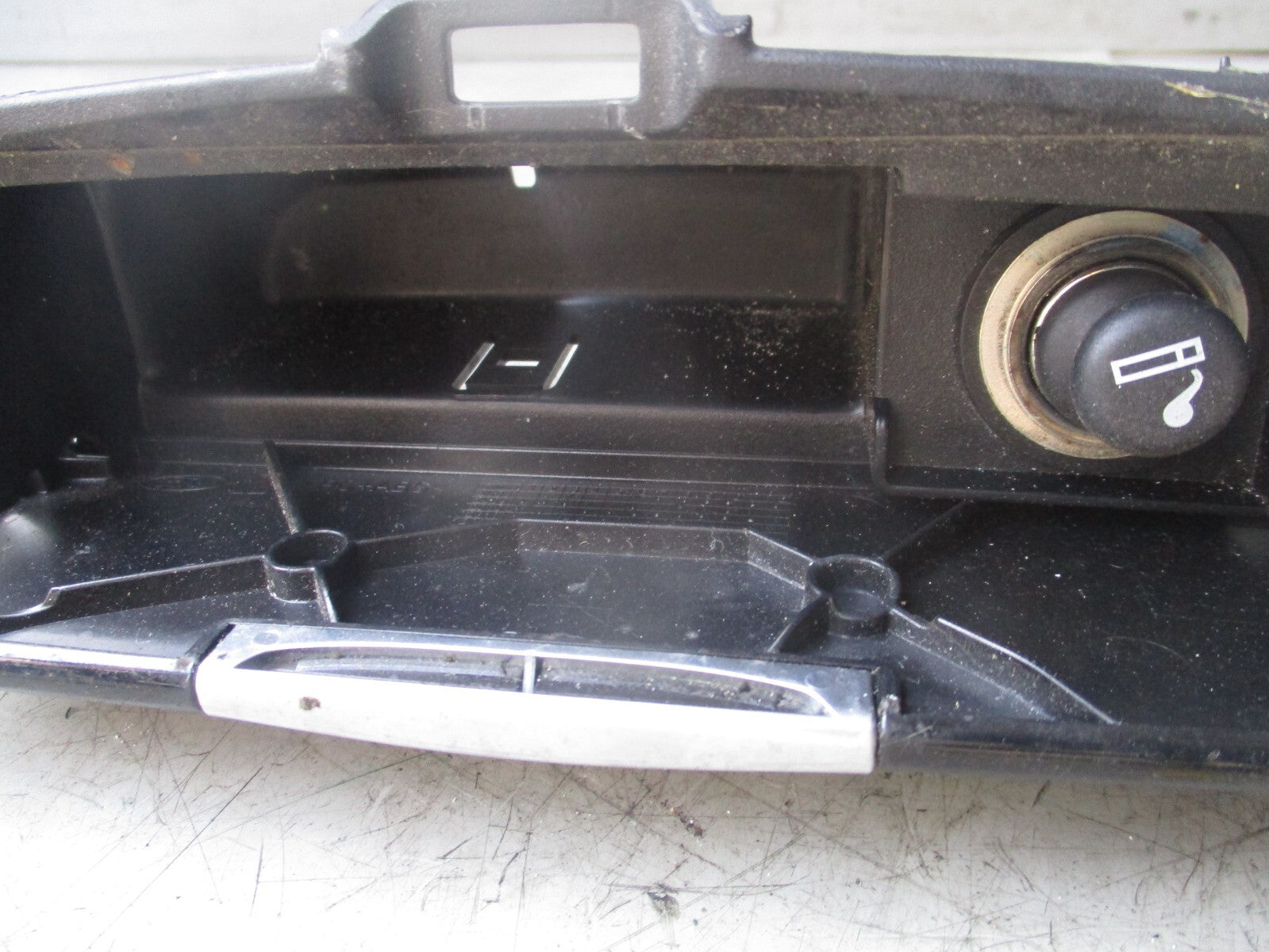 2011 FORD SMAX ASHTRAY INSERT TRAY STORAGE CENTRE CONSOLE BM21U04788