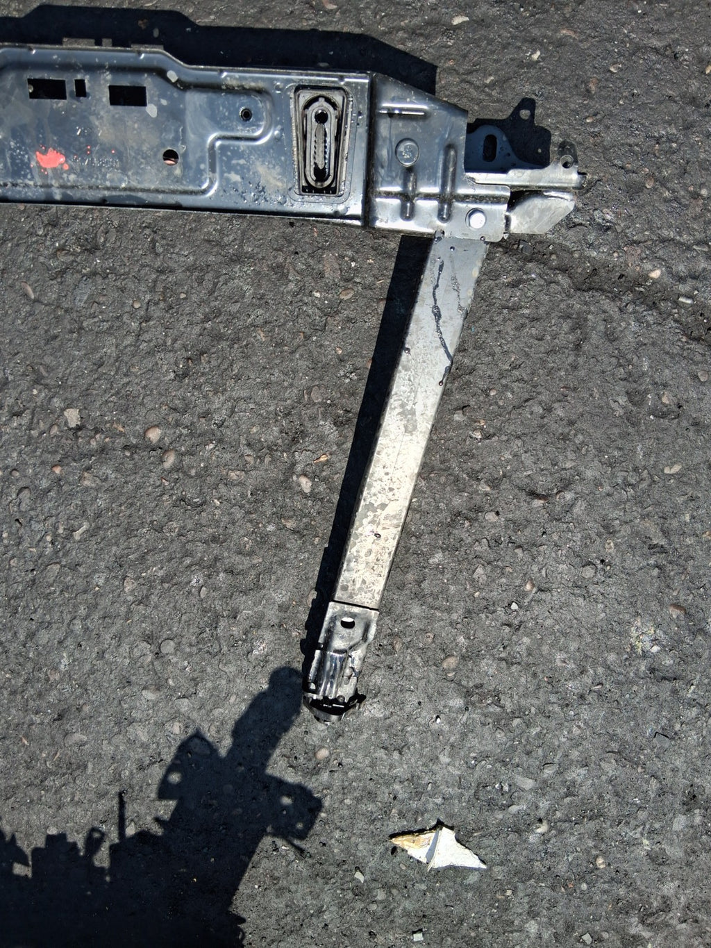 2024 DS AUTOMOBILES DS 7 1.5 D LOWER CROSS MEMBER RADIATOR SUPPORT 8907638001