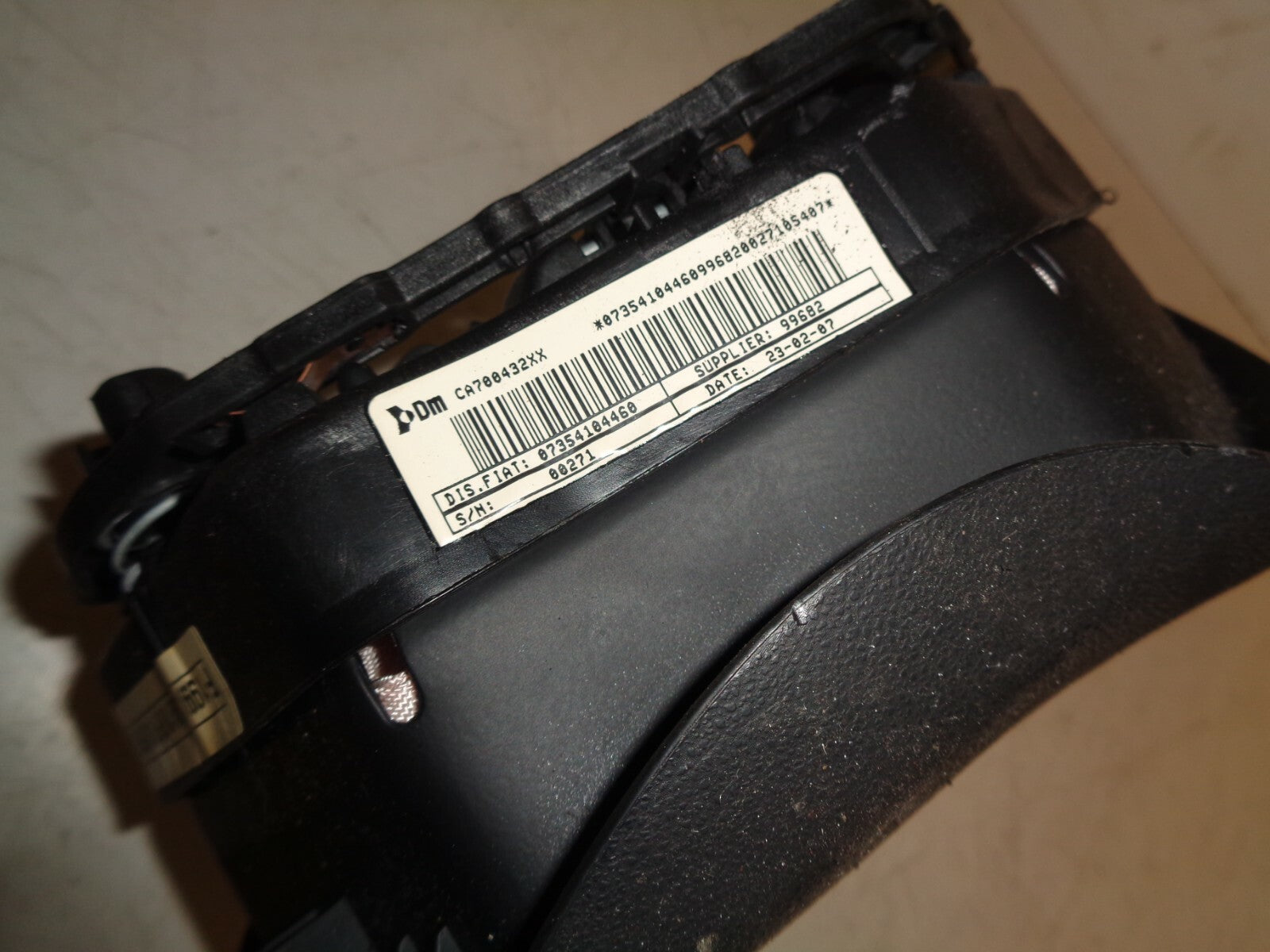 FIAT GRANDE PUNTO 2006 OS DRIVER SIDE STEERING WHEEL AIRBAG UNIT 07354104460