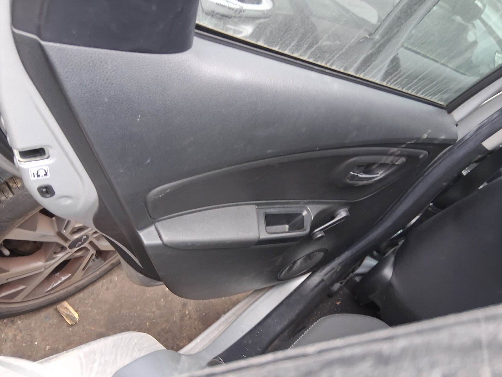 TOYOTA YARIS MK3 2019 NSR PASSENGER SIDE REAR DOOR CARD PANEL