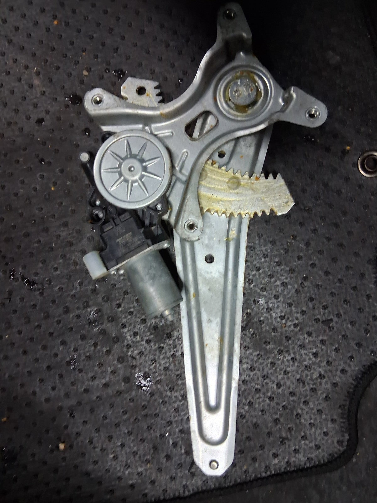 2022 SUZUKI VITARA MK4 OSR DRIVER SIDE REAR WINDOW MOTOR & REGULATOR 8353061M00