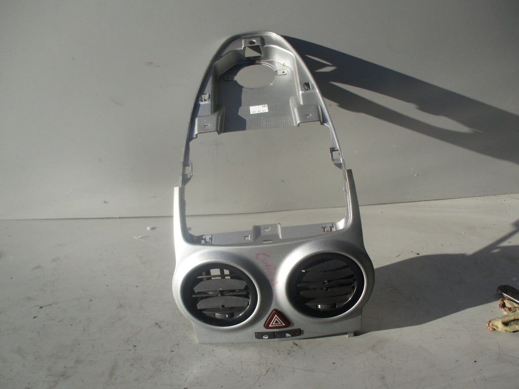 VAUXHALL CORSA D 2009 DASHBOARD AIR VENT WITH HAZARD SWITCH 13232297