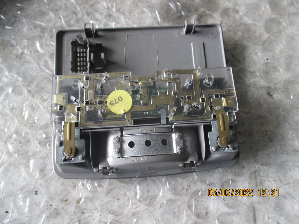 AUDI A2 2004 INTERIOR ROOF READING LIGHT 8Z0947111