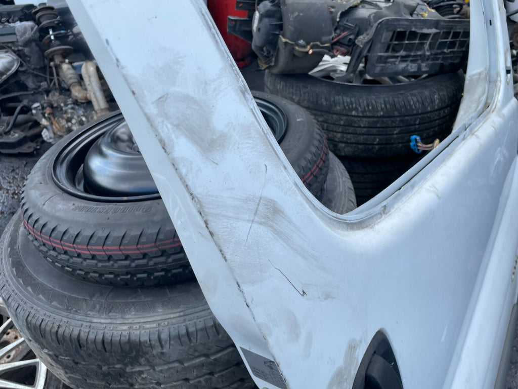 VAUXHALL VIVARO MK1 2007 OSF DRIVER SIDE FRONT DOOR BARE WHITE