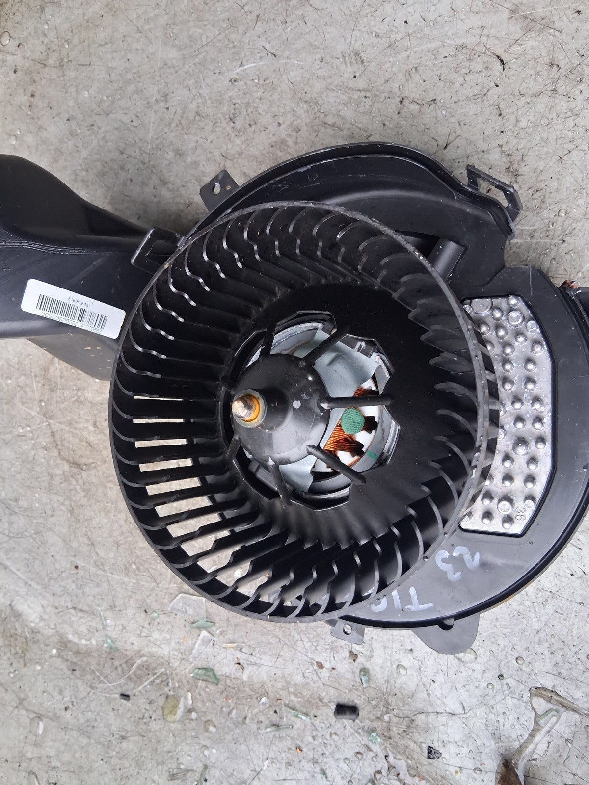 VW VOLKSWAGEN TIGUAN MK2 HEATER BLOWER MOTOR FAN 5WC819021
