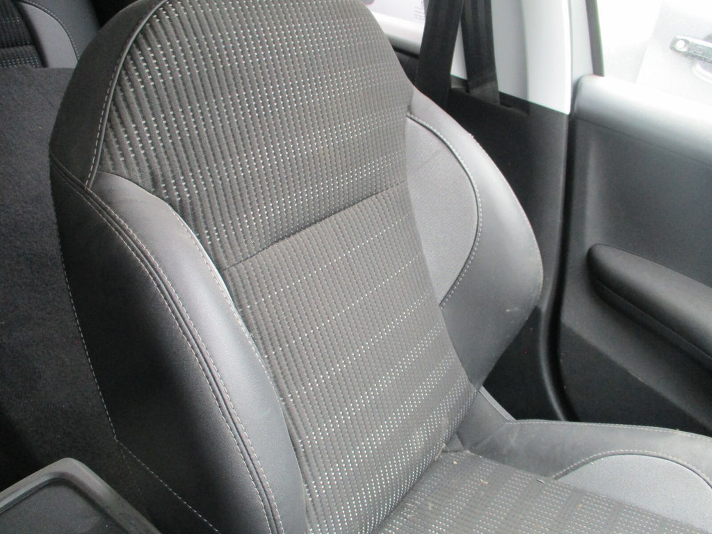 PEUGEOT 2008 2018 MK1 NSF PASSENGER SIDE FRONT COMPLETE SEAT FABRIC