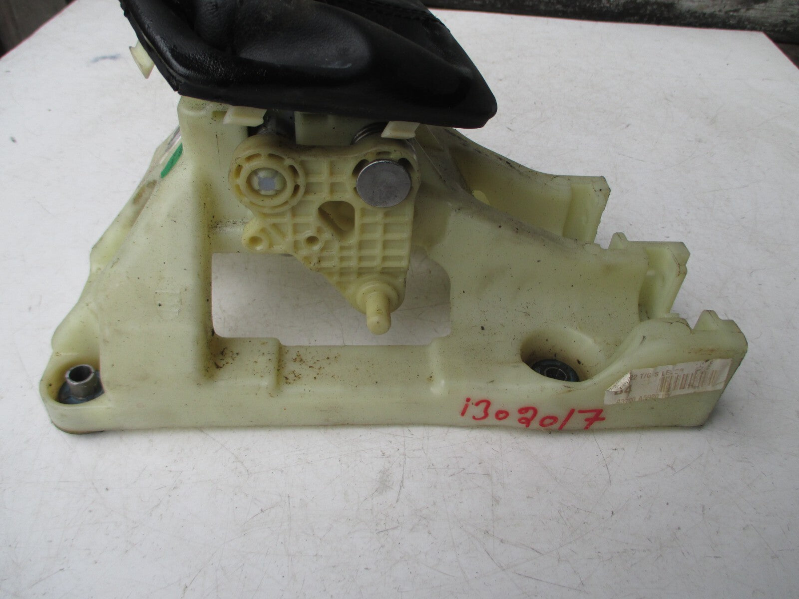 HYUNDAI I30 MK2 2014 6 SPEED GEAR STICK SELECTOR LEVER GAITER KNOB 43700A5920 BY
