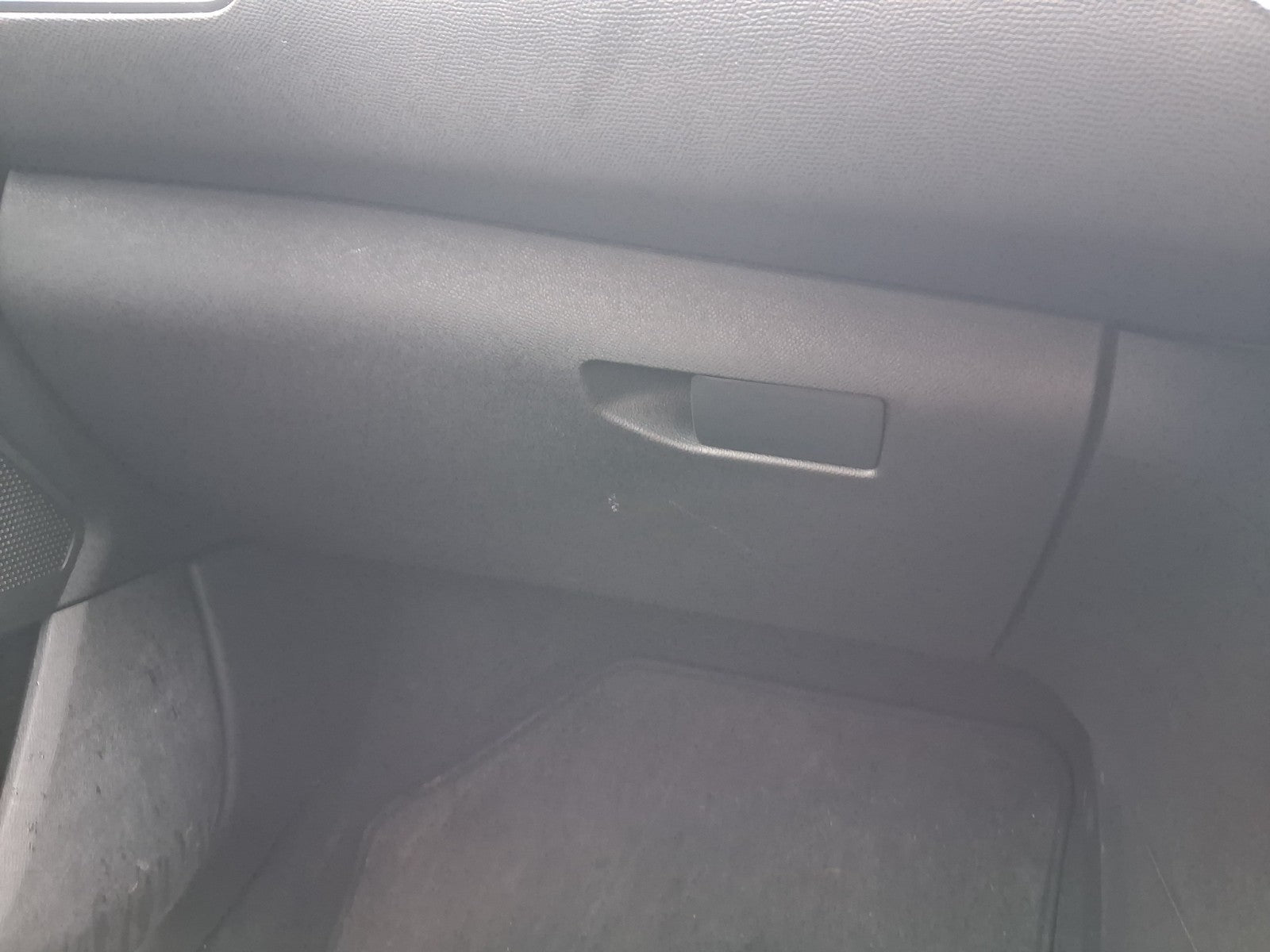 2015 PEUGEOT 308 MK2 ESTATE FRONT DASHBOARD GLOVE BOX STORAGE COMPARTMENT