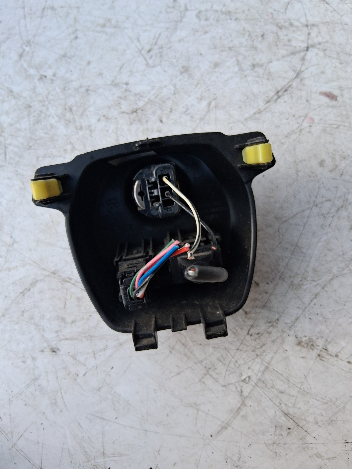 2019 TOYOTA AYGO MK2 AUX USB AND CIGARETTE LIGHTER TRIM PANEL 1389320X