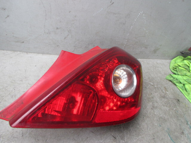 VAUXHALL CORSA D 2011 DRIVER SIDE TAILLIGHT OSR 89038963A
