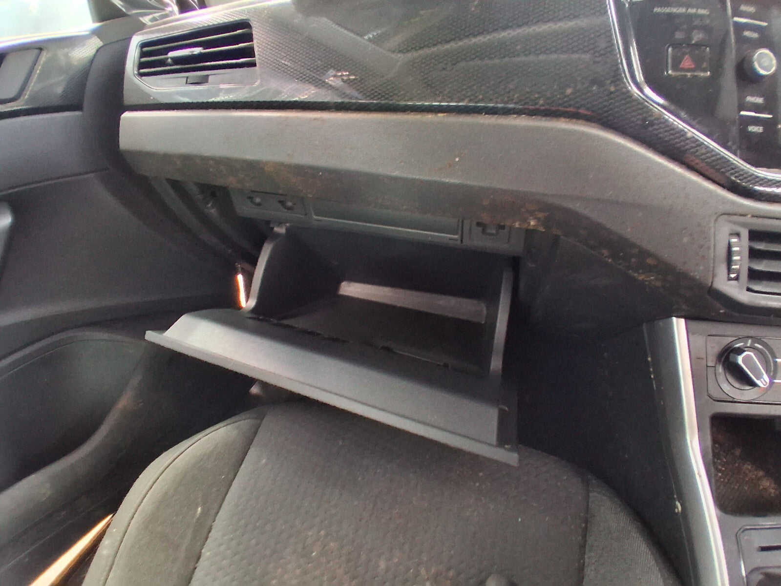 2024 VW VOLKSWAGEN POLO MK6 DASHBOARD GLOVE BOX FRONT STORAGE COMPARTMENT