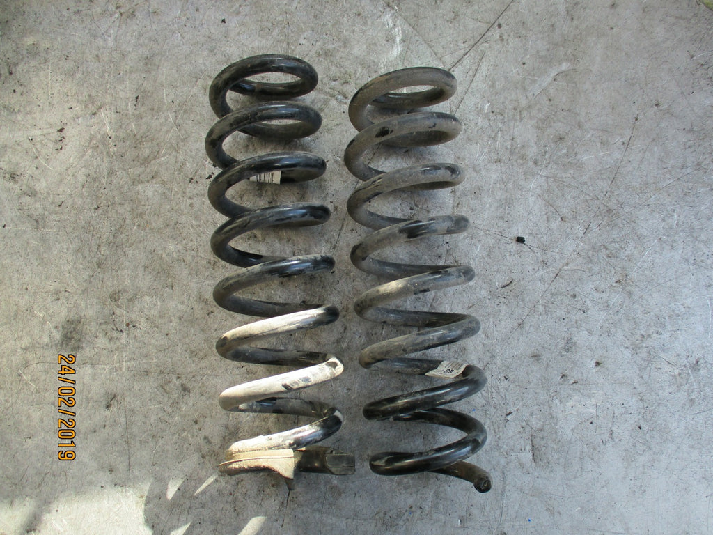 BMW 1 SERIES F20 F21 PAIR REAR SUSPENSION COIL SPRINGS