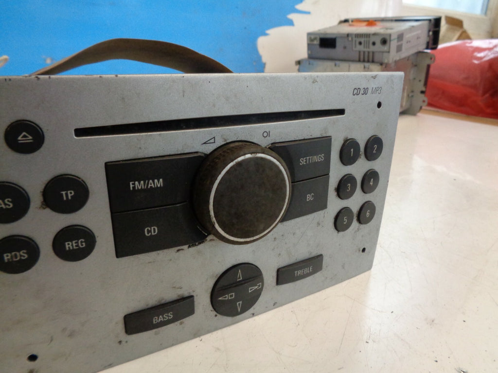 VAUXHALL MERIVA 2008 CD PLAYER RADIO STEREO HEAD UNIT 7643104317 13167830FH