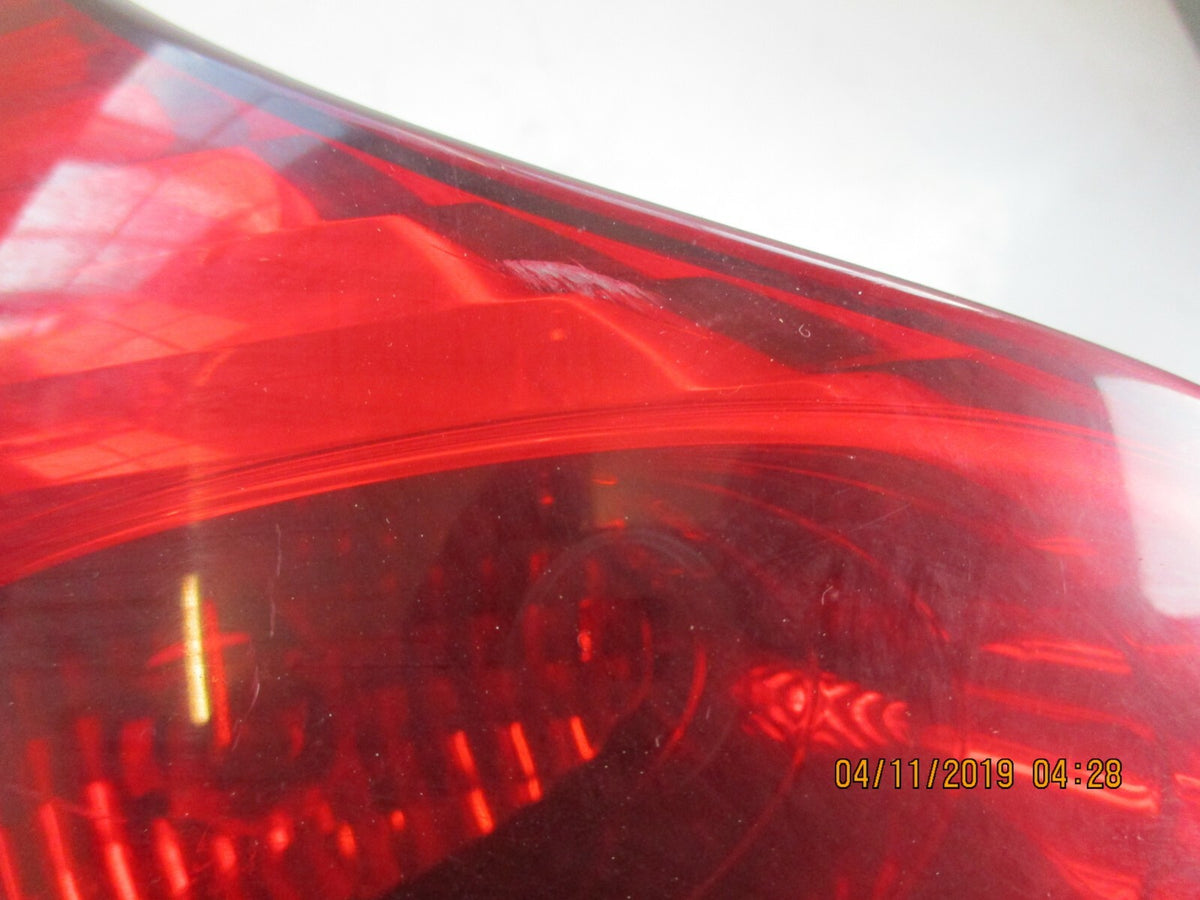 RENAULT LAGUNA MK2 ESTATE 2004 NSR PASSENGER SIDE REAR BRAKE LIGHT 8200002471