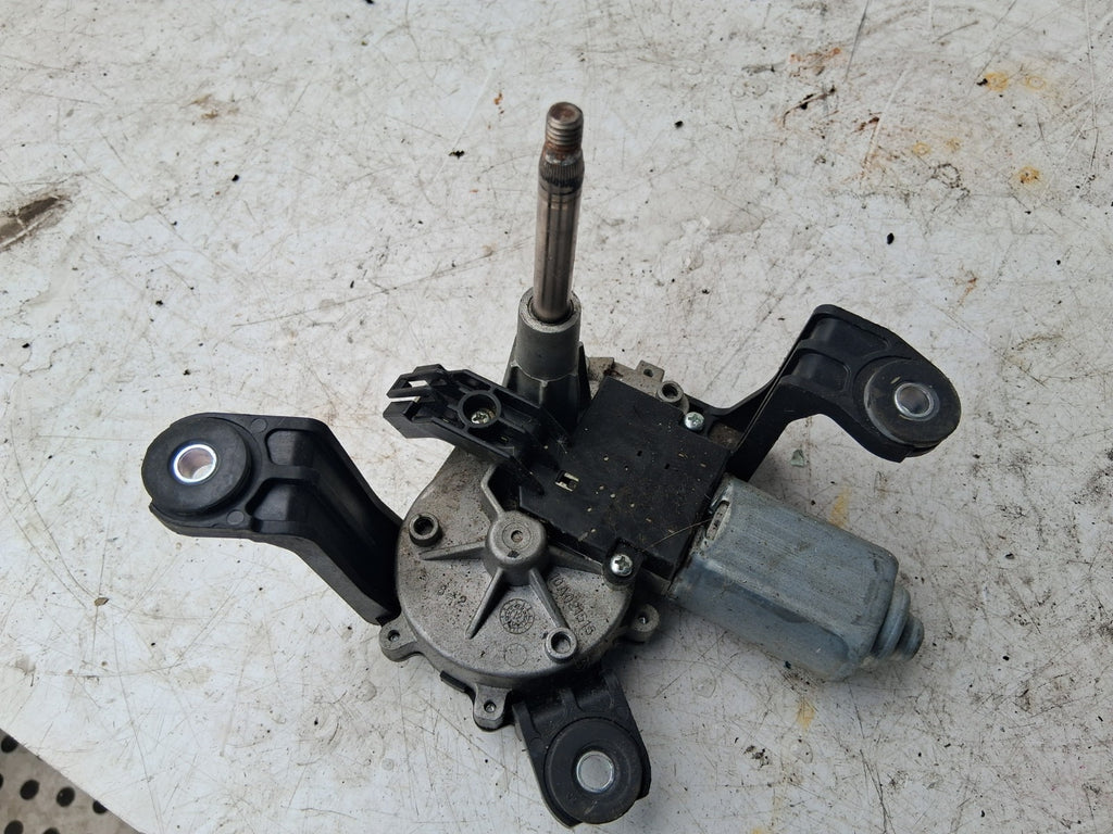 2013 VAUXHALL ASTRA J REAR WINDSCREEN WIPER MOTOR 10A021515